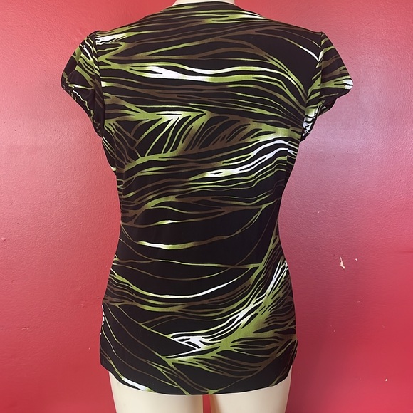 3 like new Worthington stretch tops - Picture 10 of 16